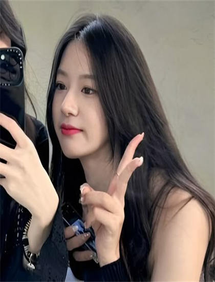 《巧手女孩》艺术价值：专业角度评价与艺术成就个人分析